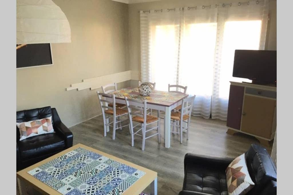 Maison Familiale A Nîmes Exteriör bild